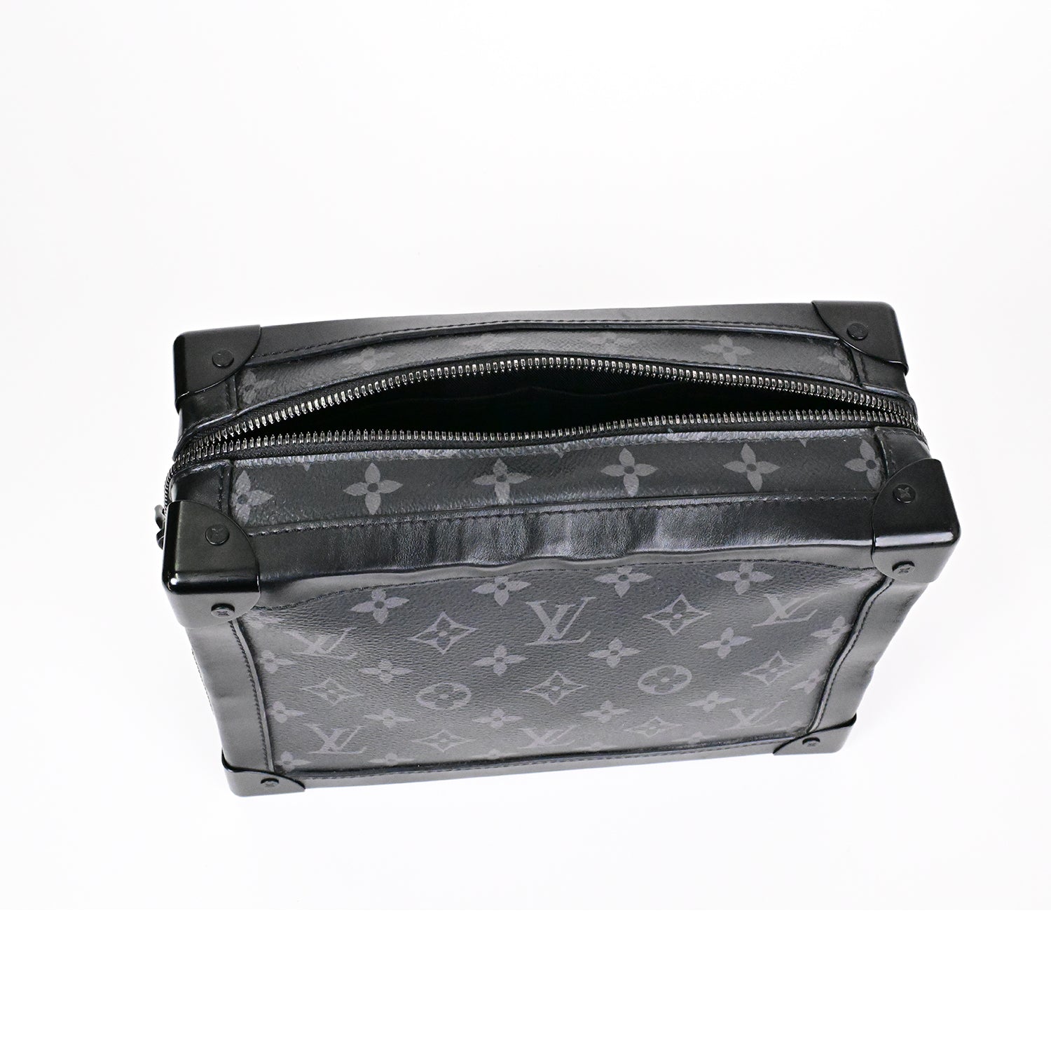 LOUIS VUITTON ソフト トランク ブラック モノグラムエクリプス レザー ショルダーバッグ